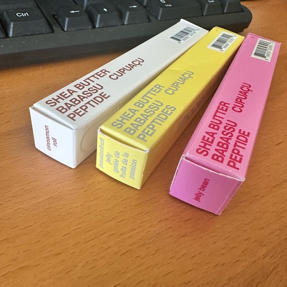 Rhode bundle passionfruit jelly, cinnamon roll and jelly bean lip tints - Picture 2 of 2